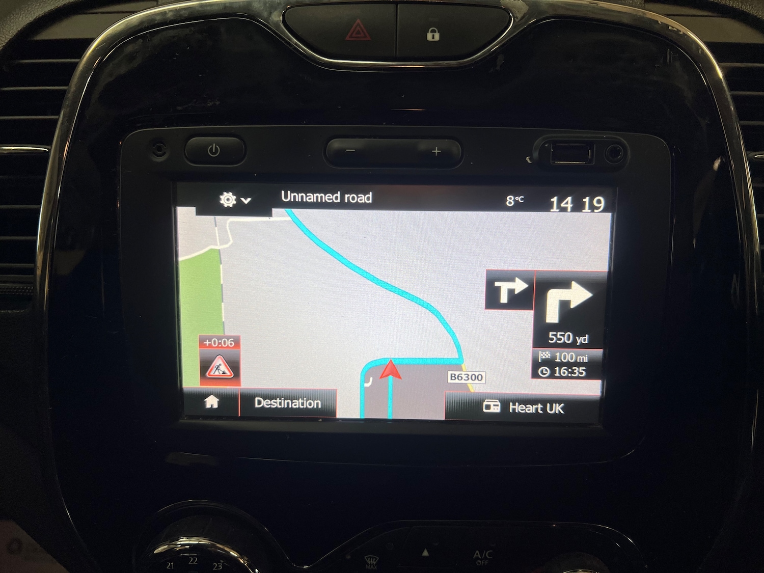 Used Renault Captur 2016 for sale - 77845484: Photo 34