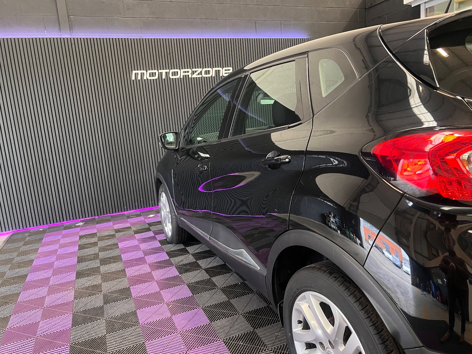 Used Renault Captur 2016 for sale - 77845484: Photo 42