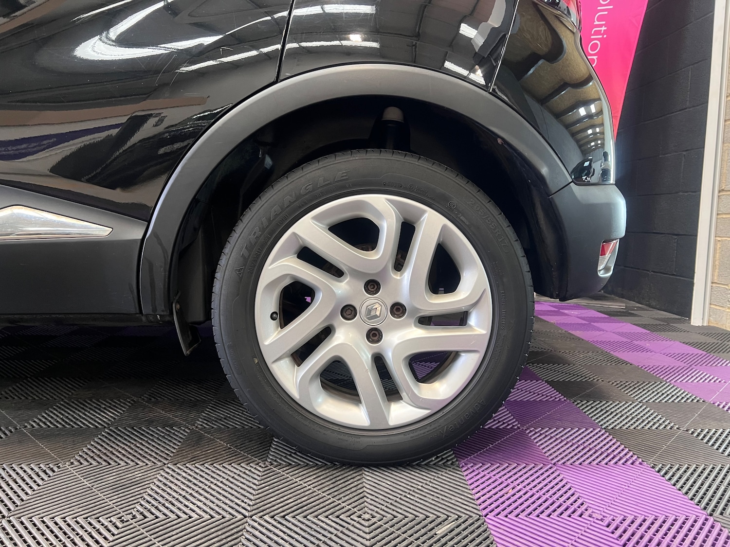 Used Renault Captur 2016 for sale - 77845484: Photo 43