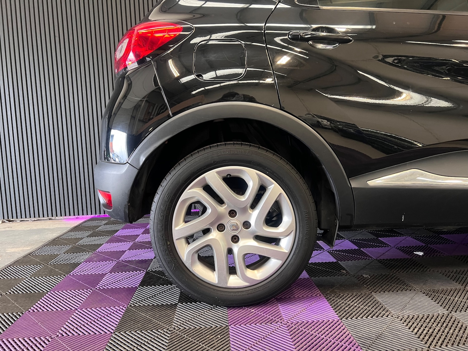 Used Renault Captur 2016 for sale - 77845484: Photo 45