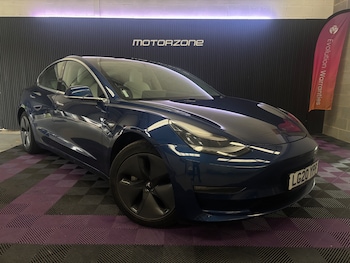 Tesla - Model 3