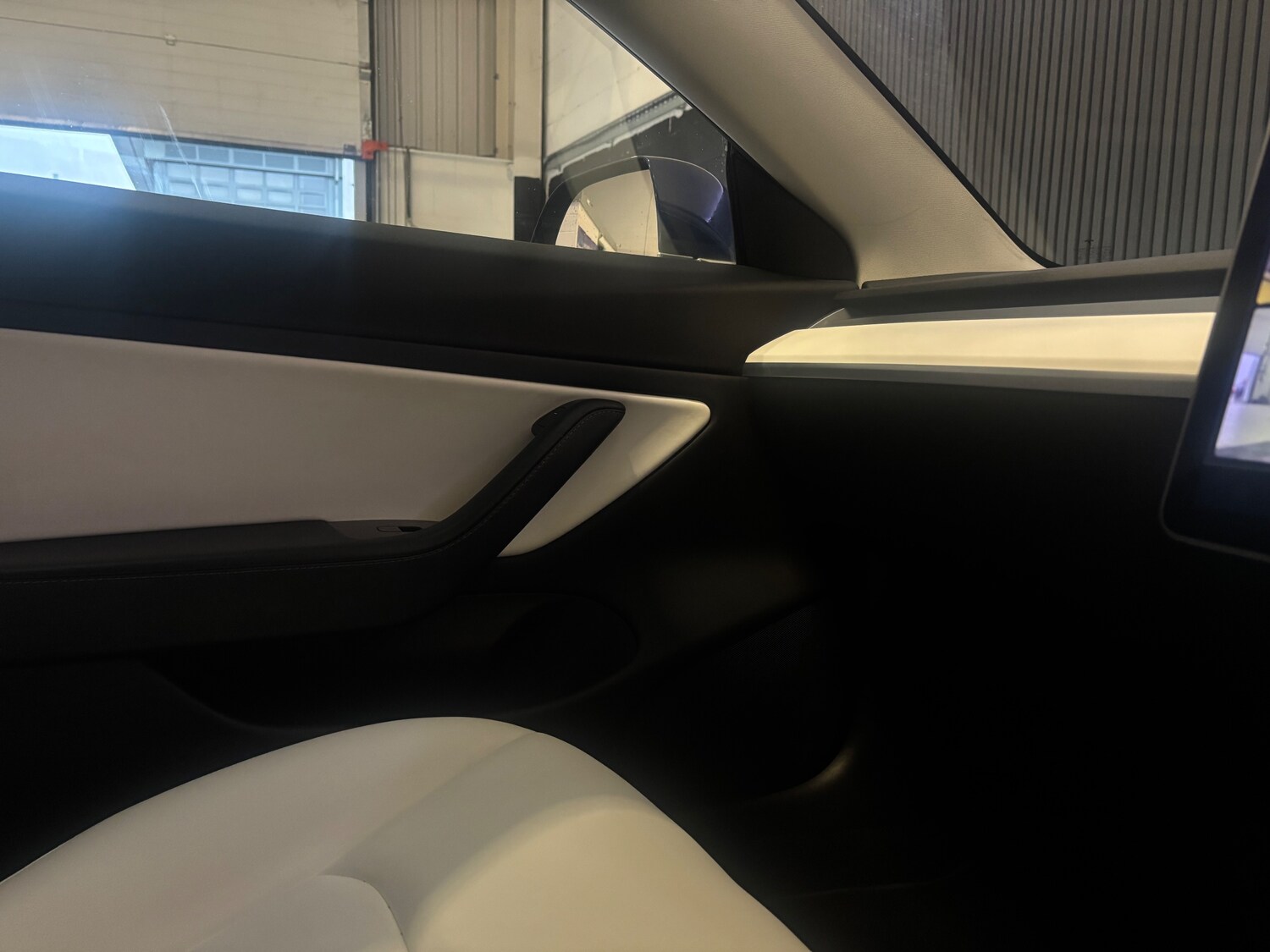 Used Tesla Model 3 2020 for sale - 76750876: Photo 21