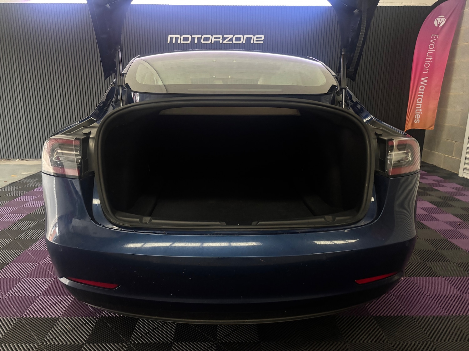 Used Tesla Model 3 2020 for sale - 76750876: Photo 25