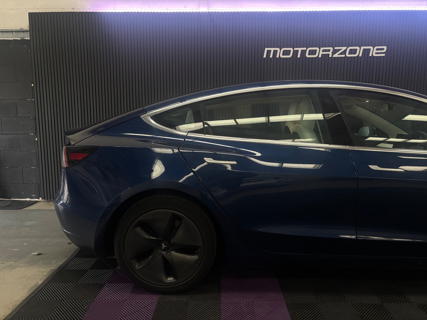 Used Tesla Model 3 2020 for sale - 76750876: Photo 5