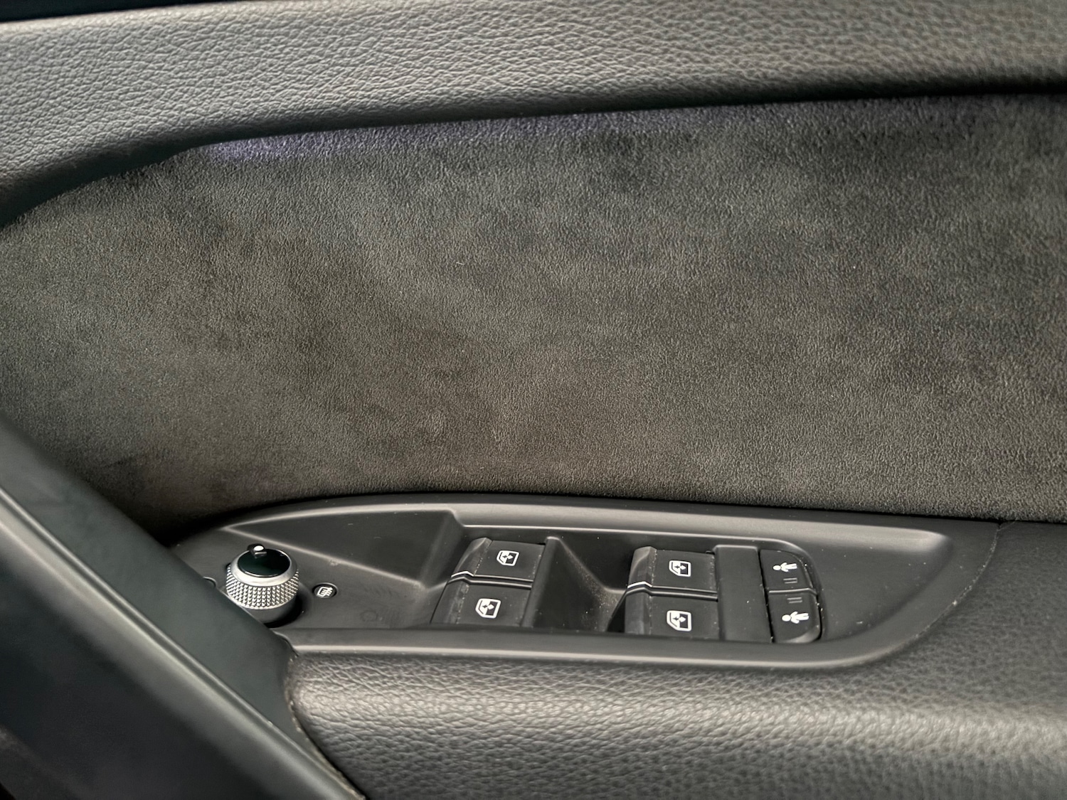 Used Audi Q5 2020 for sale - 76716408: Photo 35