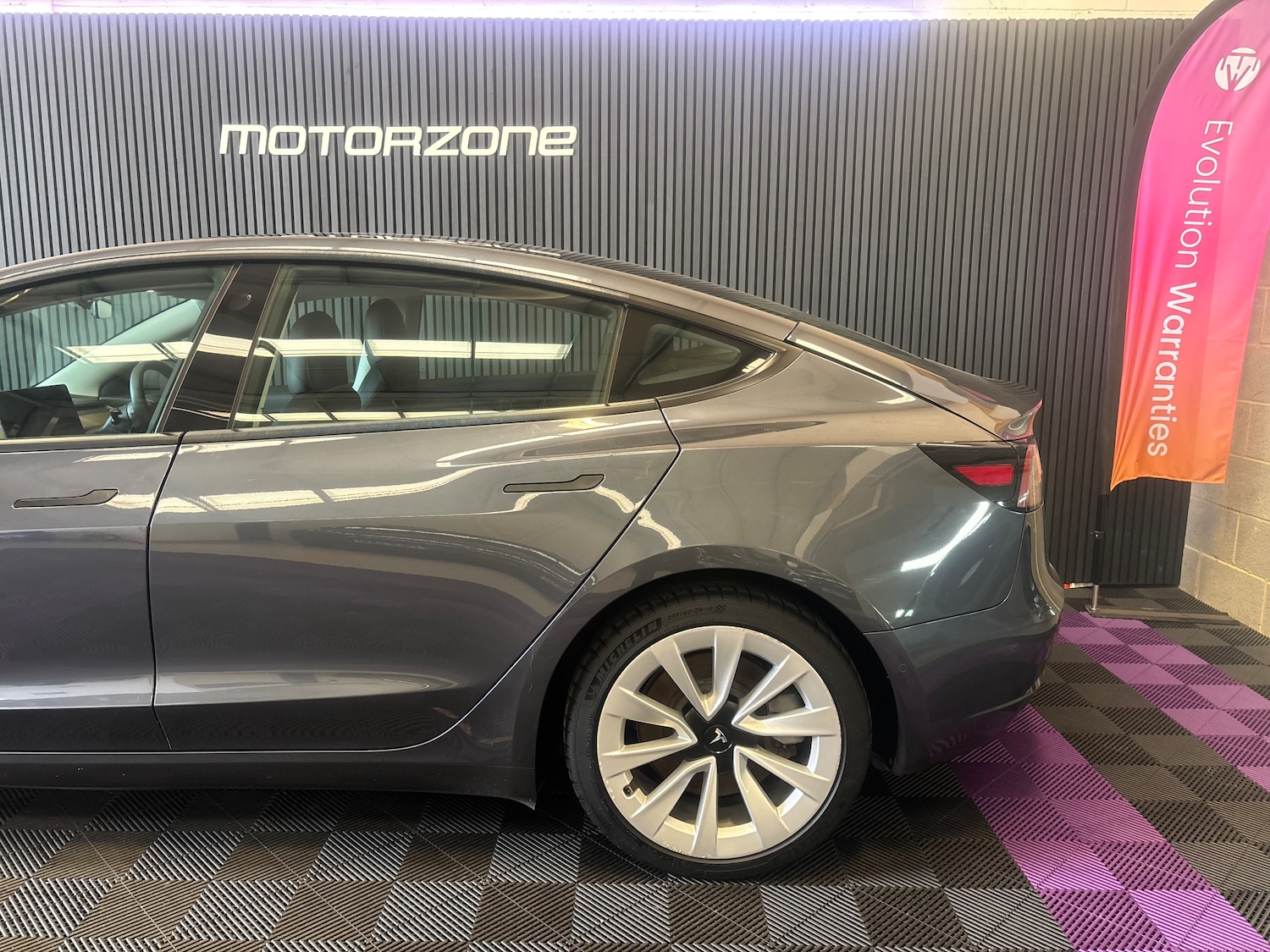 Used Tesla Model 3 2020 for sale - 76909273: Photo 25