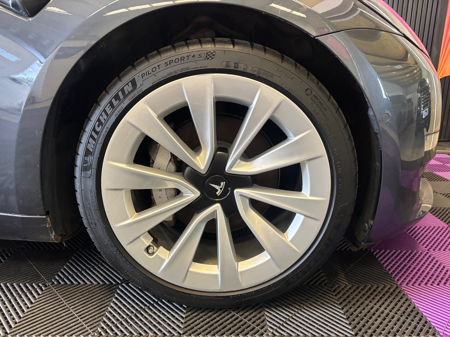 Used Tesla Model 3 2020 for sale - 76909273: Photo 45