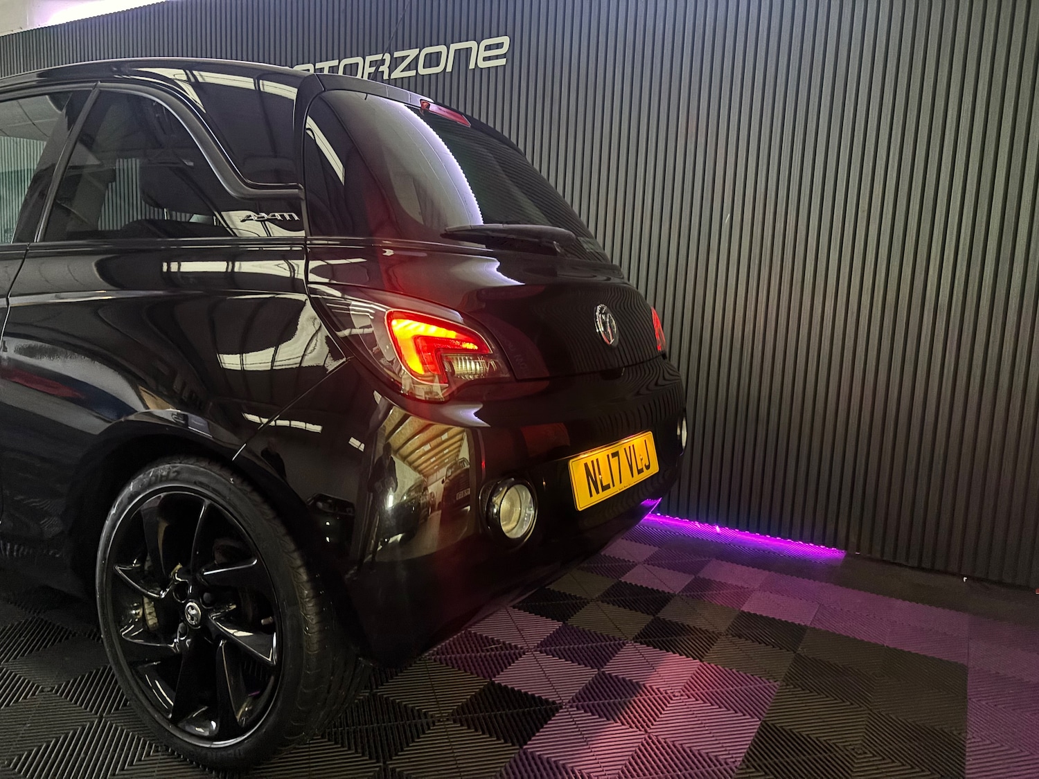 Used Vauxhall ADAM 2017 for sale - 76501201: Photo 11