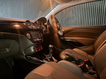 Used Vauxhall ADAM 2017 for sale - 76501201: Photo