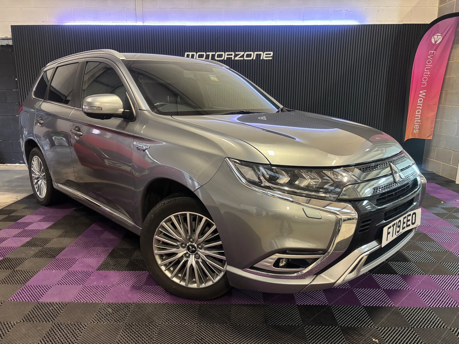 Used Mitsubishi Outlander 2019 for sale - 76604288: Photo 1