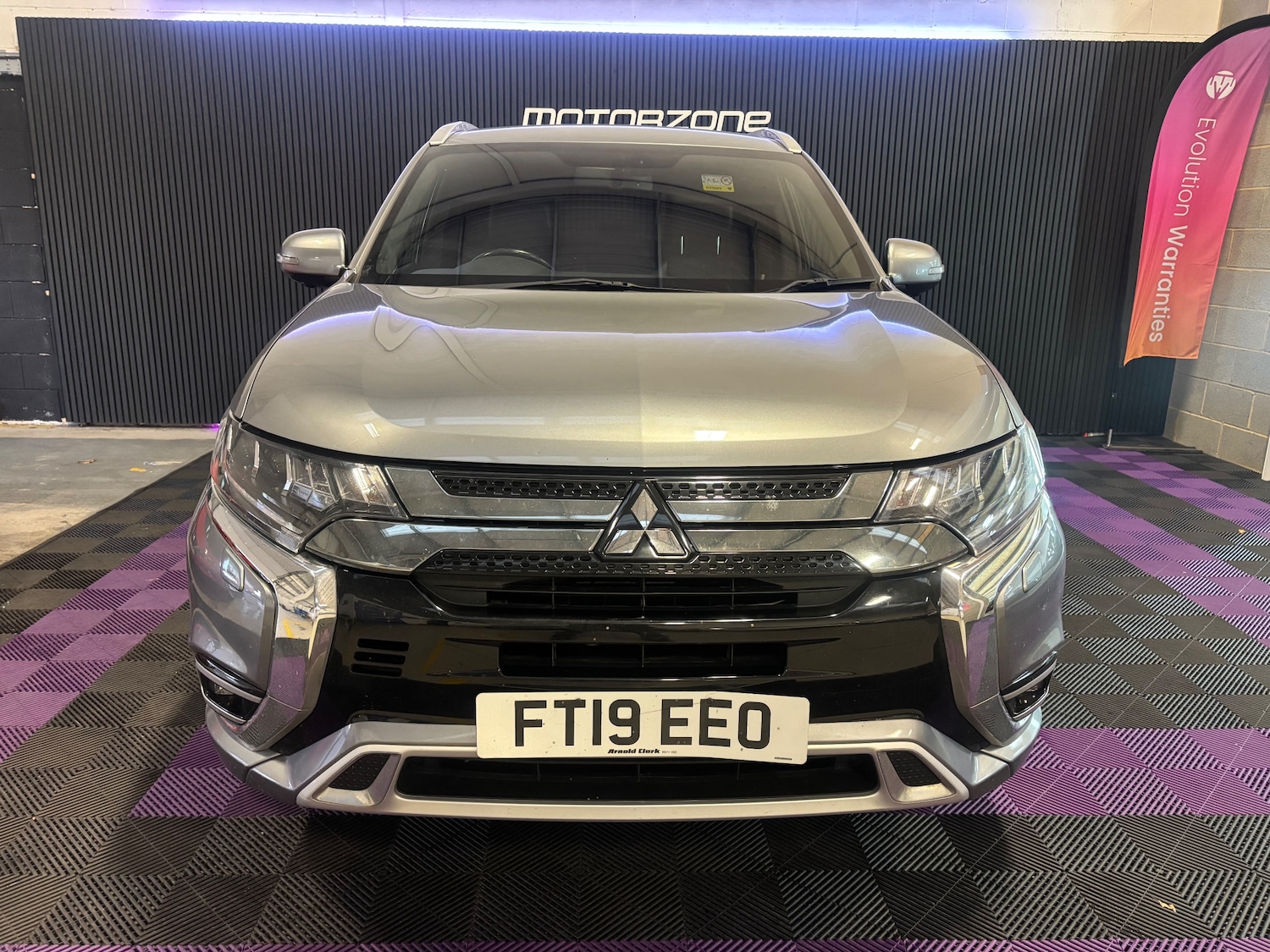 Used Mitsubishi Outlander 2019 for sale - 76604288: Photo 32