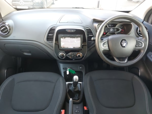Used Renault Captur 2019 for sale - 76242263: Photo 2