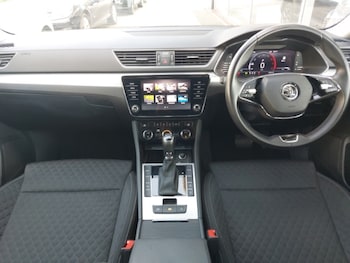 Used Skoda Superb 2023 for sale - 78998524: Photo