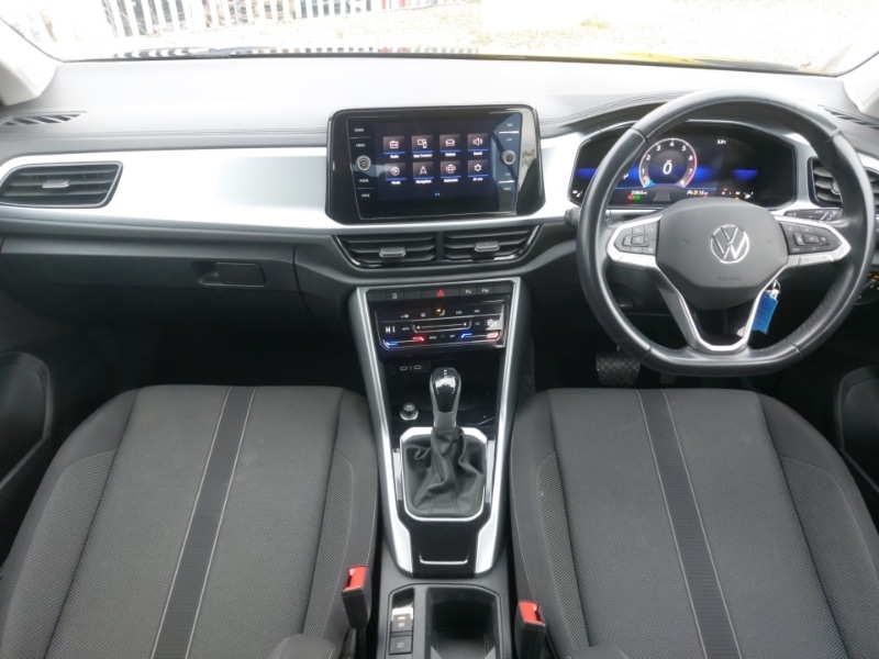 Used Volkswagen T-Roc 2023 for sale - 77278355: Photo 2