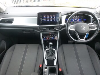 Used Volkswagen T-Roc 2023 for sale - 77278355: Photo