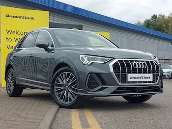 Audi - Q3