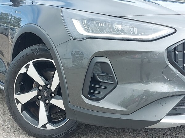 Used Ford Focus 2022 for sale - 76054125: Photo 9