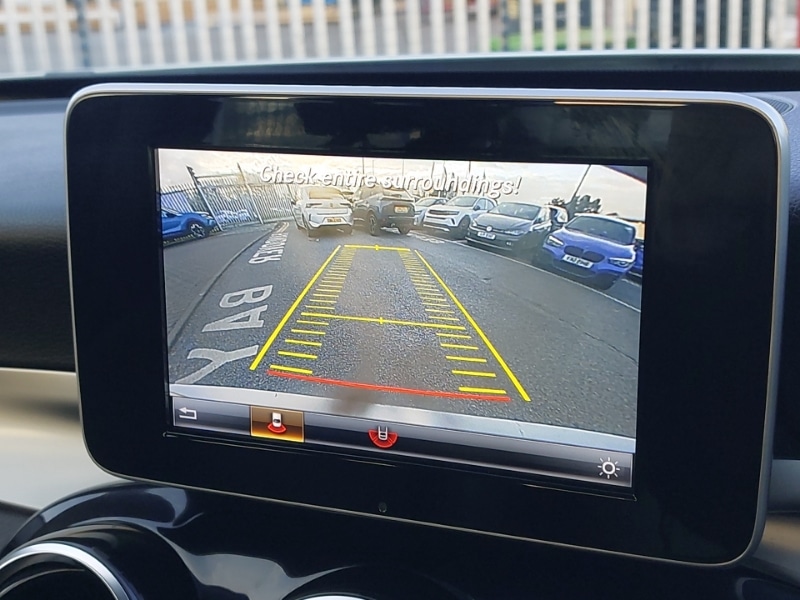 Used Mercedes-Benz C Class 2018 for sale - 78129145: Photo 11