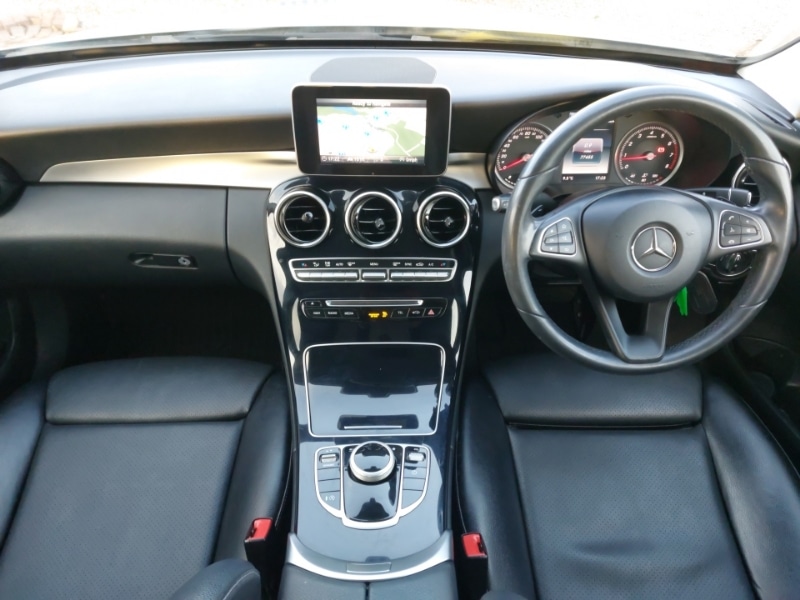 Used Mercedes-Benz C Class 2018 for sale - 78129145: Photo 2