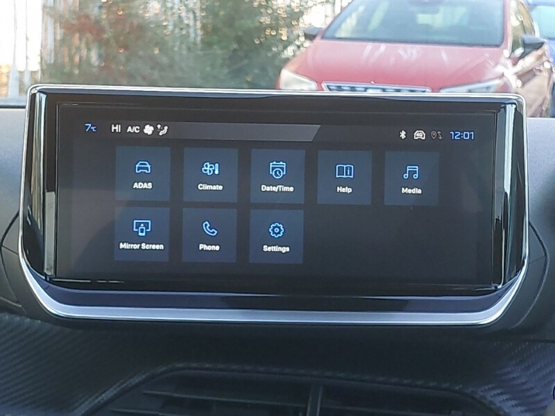 Used Peugeot 2008 2024 for sale - 76779779: Photo 10