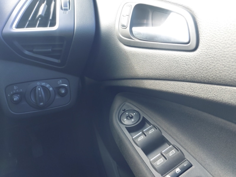 Used Ford Grand C-Max 2018 for sale - 78159317: Photo 16