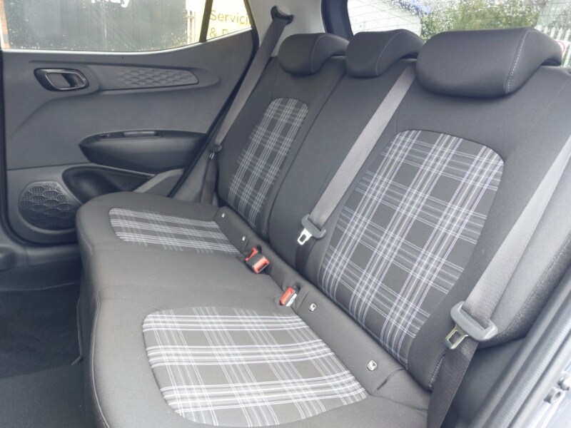 Used Hyundai i10 2024 for sale - 75989180: Photo 6