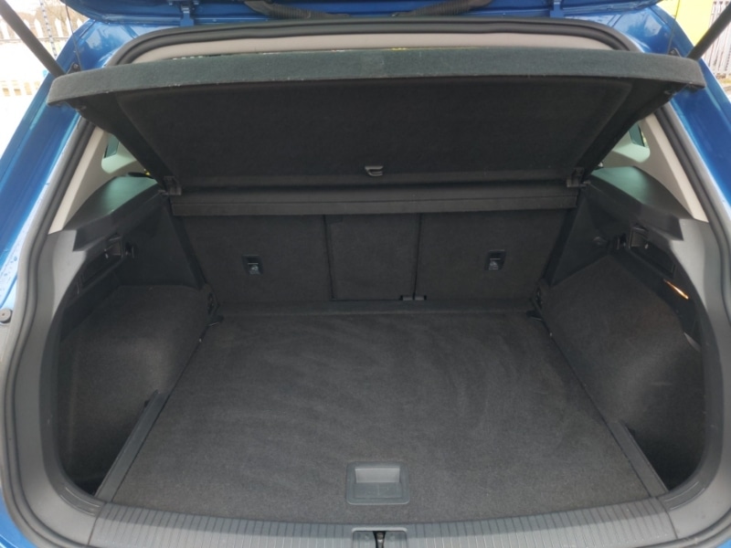 Used Volkswagen Tiguan 2018 for sale - 77530704: Photo 8