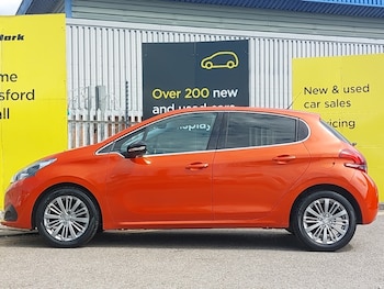 Used Peugeot 208 2016 for sale - 78498631: Photo