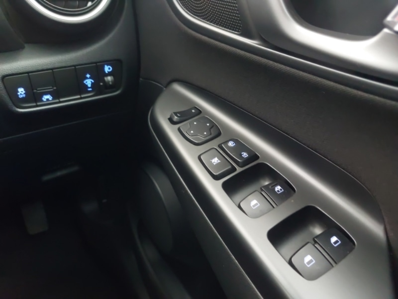 Used Hyundai KONA 2019 for sale - 77823102: Photo 16