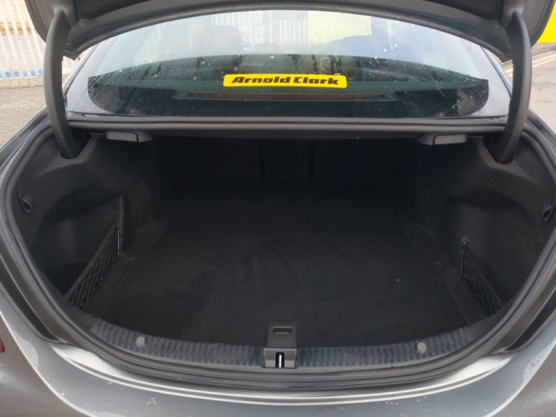 Used Mercedes-Benz C Class 2018 for sale - 77410173: Photo 8