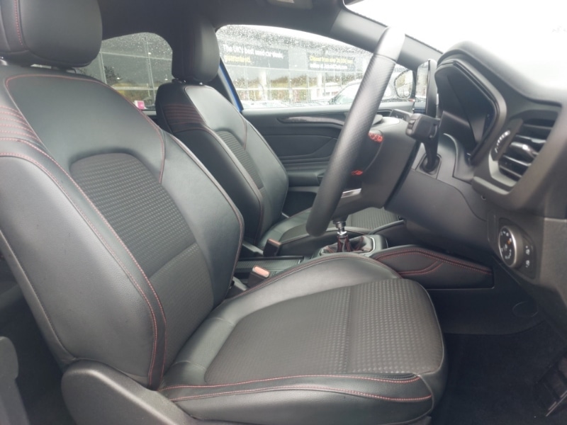 Used Ford Focus 2020 for sale - 76556519: Photo 19