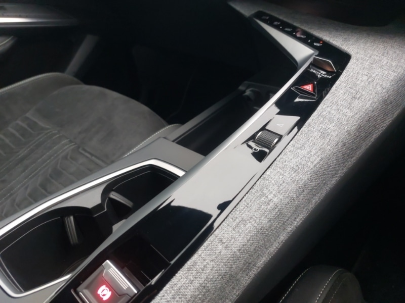 Used Peugeot 3008 2024 for sale - 77028653: Photo 14