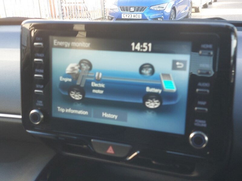 Used Toyota Yaris Cross 2022 for sale - 78211409: Photo 13