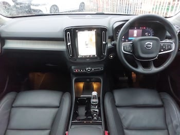 Used Volvo XC40 2024 for sale - 78546889: Photo