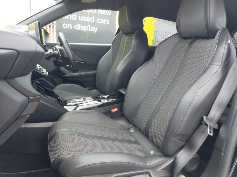 Used Peugeot 2008 2023 for sale - 77503541: Photo 5