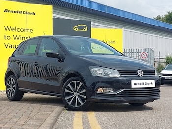Used Volkswagen Polo 2017 for sale - 79070490: Photo