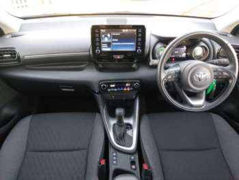 Used Toyota Yaris 2022 for sale - 74855867: Photo