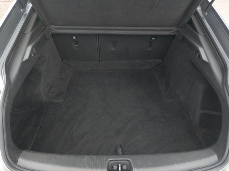 Used Vauxhall Insignia 2018 for sale - 77777087: Photo 8