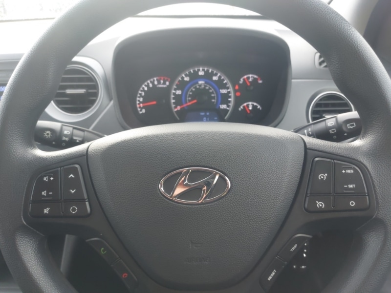 Used Hyundai i10 2018 for sale - 77644321: Photo 15