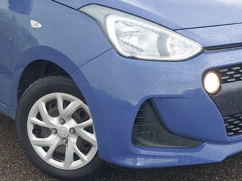 Used Hyundai i10 2018 for sale - 77644321: Photo 9