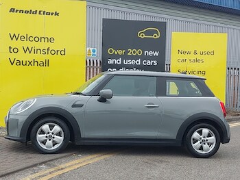 Used MINI Hatch 2022 for sale - 76493392: Photo