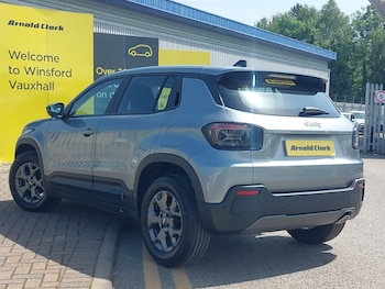 Used Jeep Avenger 2024 for sale - 78696206: Photo