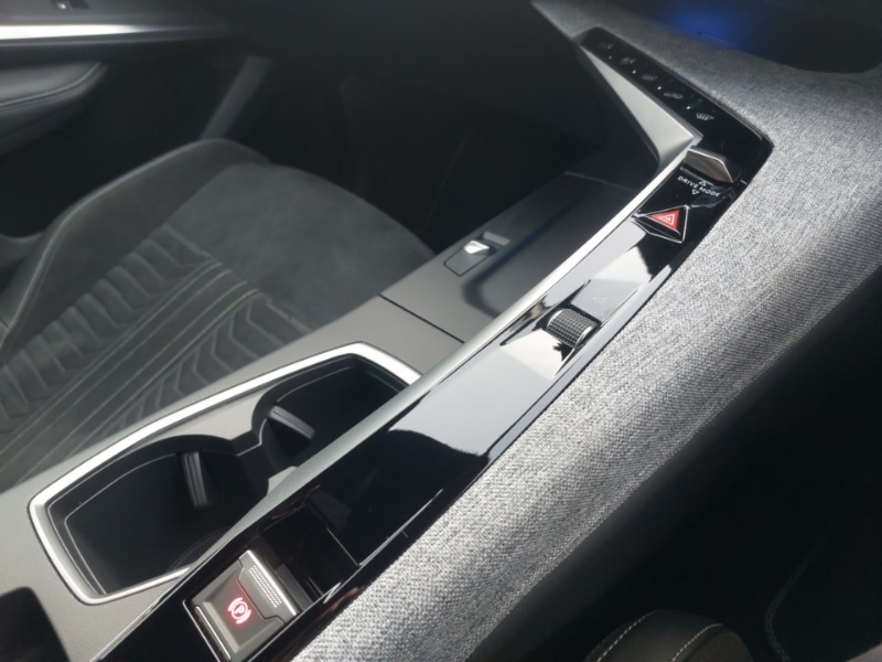 Used Peugeot 3008 2024 for sale - 77585000: Photo 14