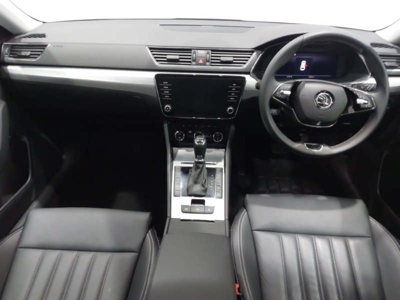 Used Skoda Superb 2023 for sale - 77252502: Photo 2