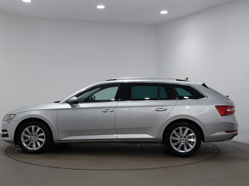 Used Skoda Superb 2023 for sale - 77252502: Photo 4