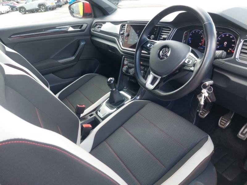 Used Volkswagen T-Roc 2018 for sale - 75926261: Photo 18