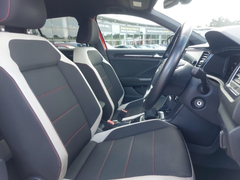 Used Volkswagen T-Roc 2018 for sale - 75926261: Photo 19