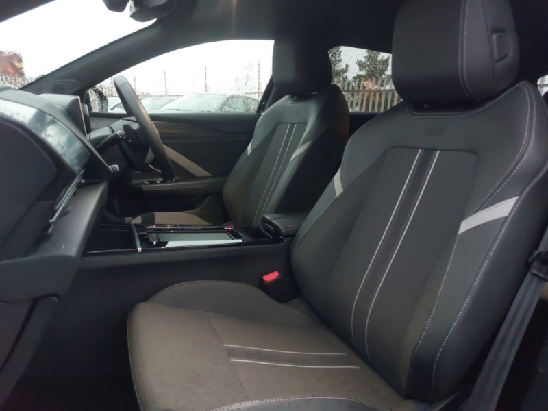 Used Vauxhall Astra 2025 for sale - 76864600: Photo 5