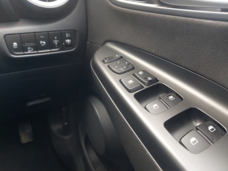 Used Hyundai KONA 2023 for sale - 77623617: Photo 16