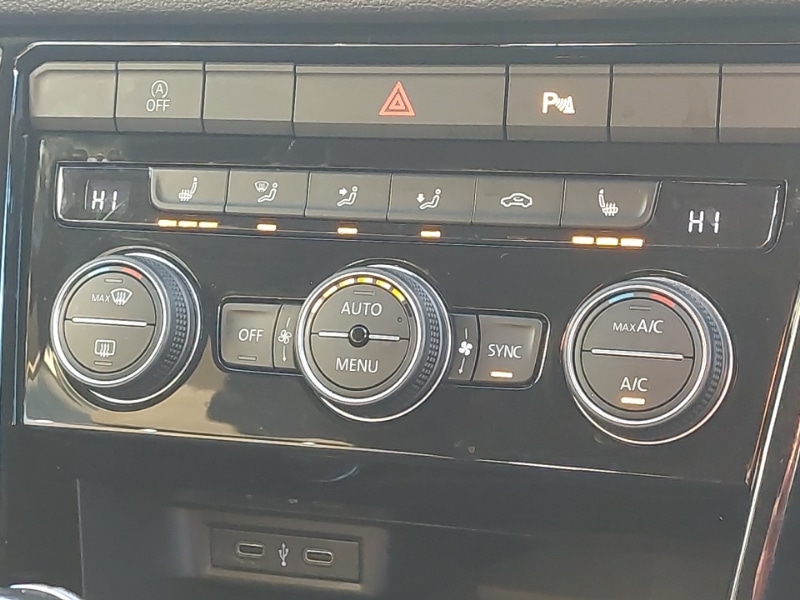 Used Volkswagen T-Roc 2021 for sale - 77264871: Photo 15